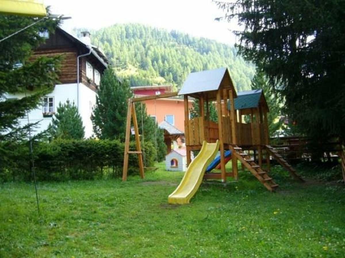 Hotel Hutmannshaus Kremsbrucke Exterior foto